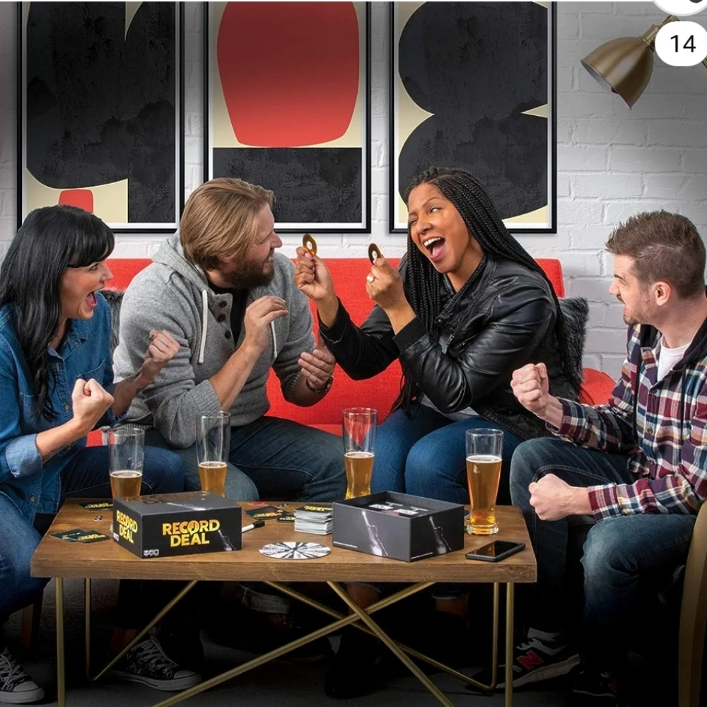 Record Deal Game - Picture 3 of 6